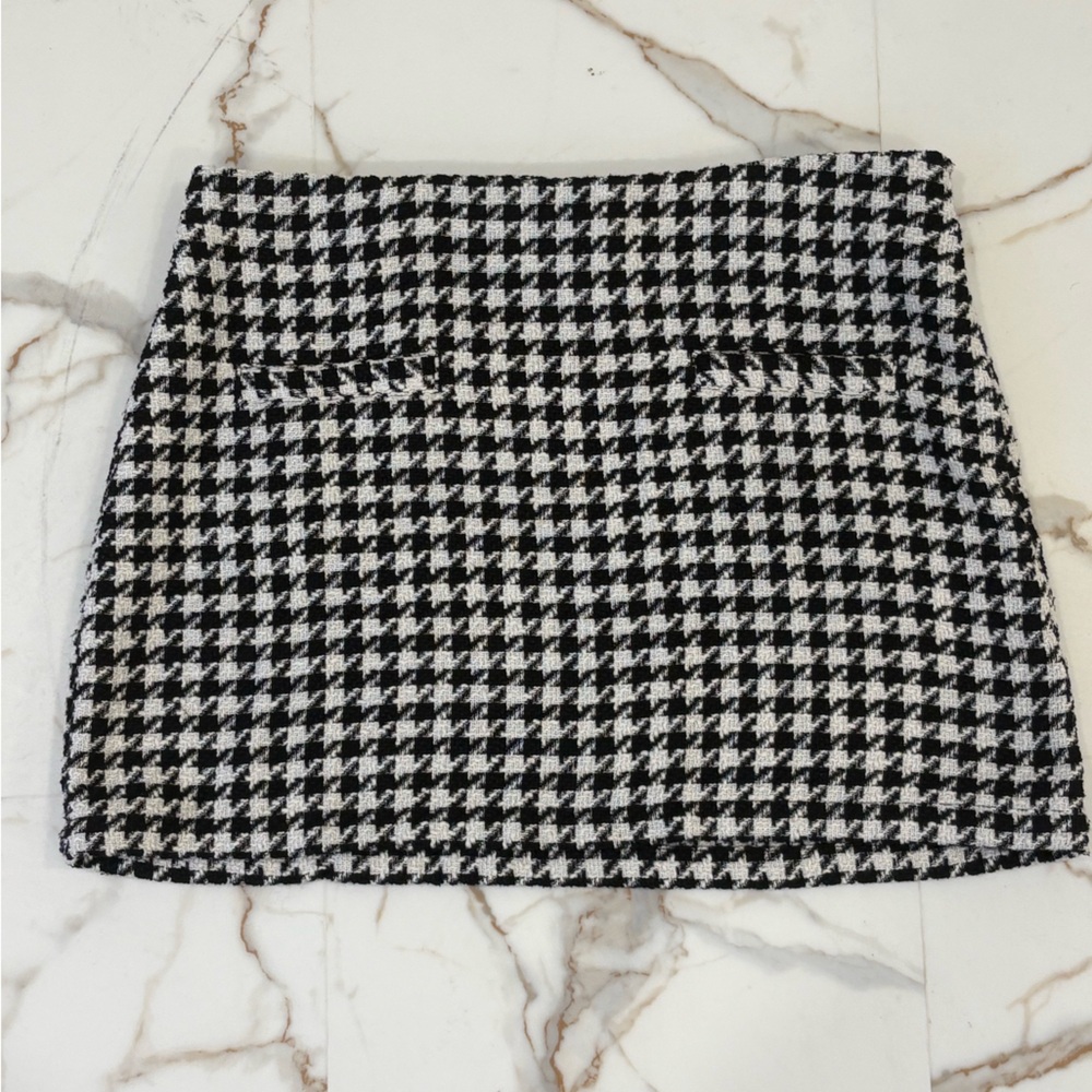 A New Day Black and White Houndstooth Midi Skirt